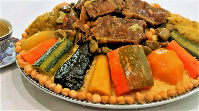 Le couscous: un plat maghrébin appétissant